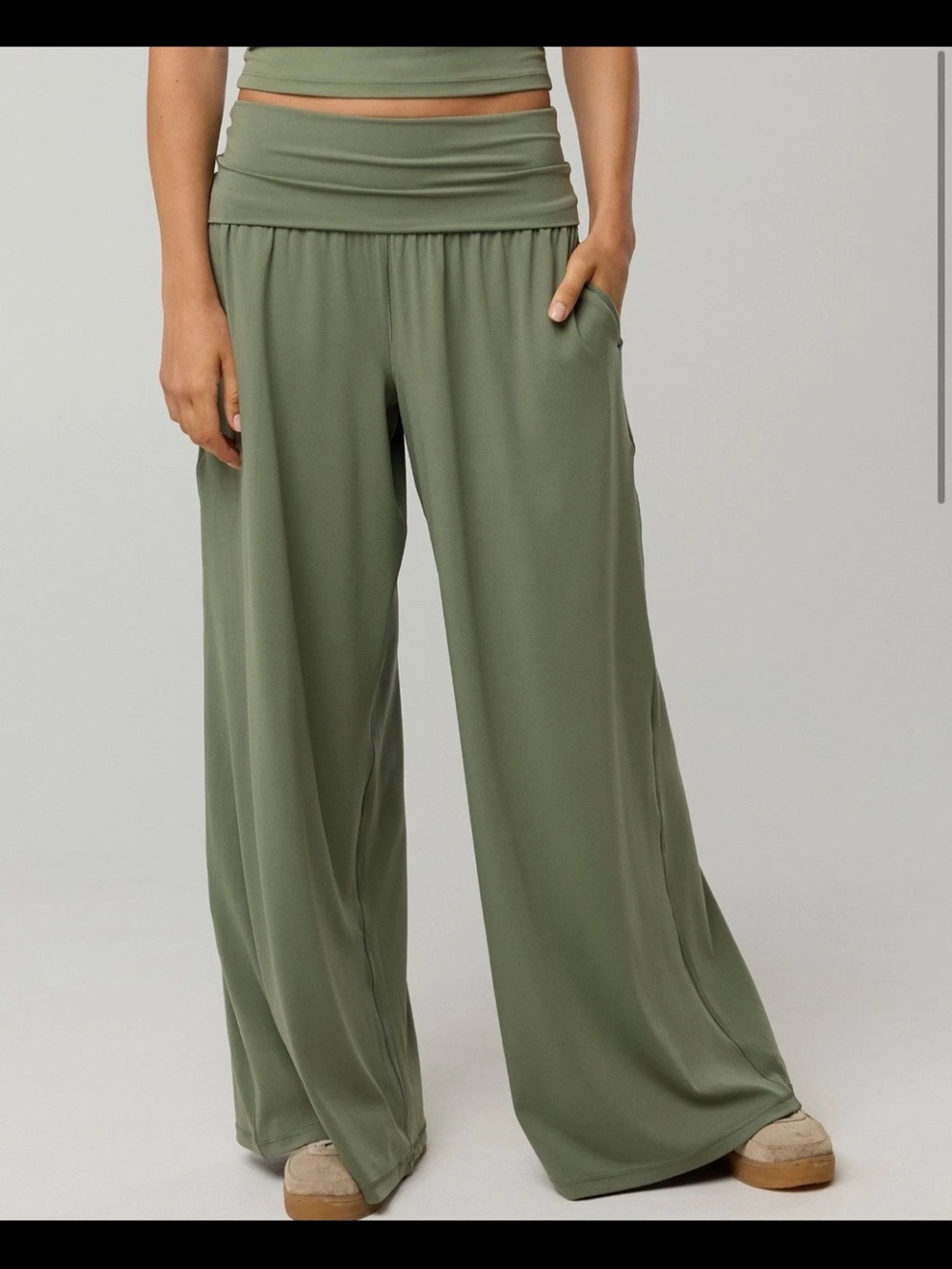 ❤️OFFLINE By Aerie Real Me
Foldover Super Wide Leg Pant - Picture 7 of 7